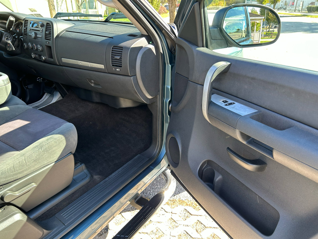 Used 2009 Chevrolet Silverado 1500 LT w/ Power Pack Plus image 14