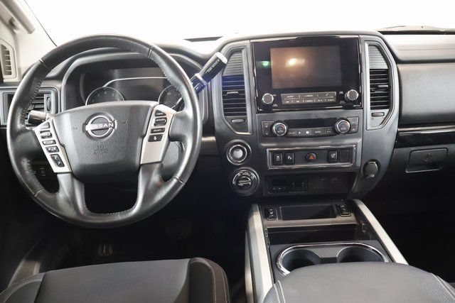 Used 2024 Nissan Titan SV w/ SV Convenience Package AWD/4WD image 13