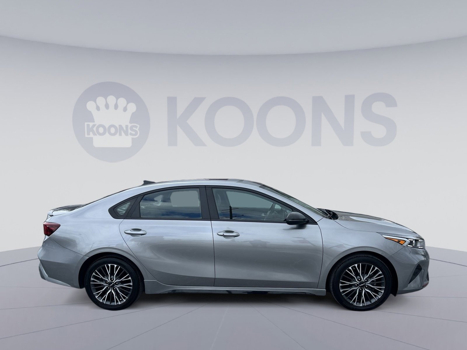 Used 2023 Kia Forte GT-Line w/ GT-Line Premium Package image 8