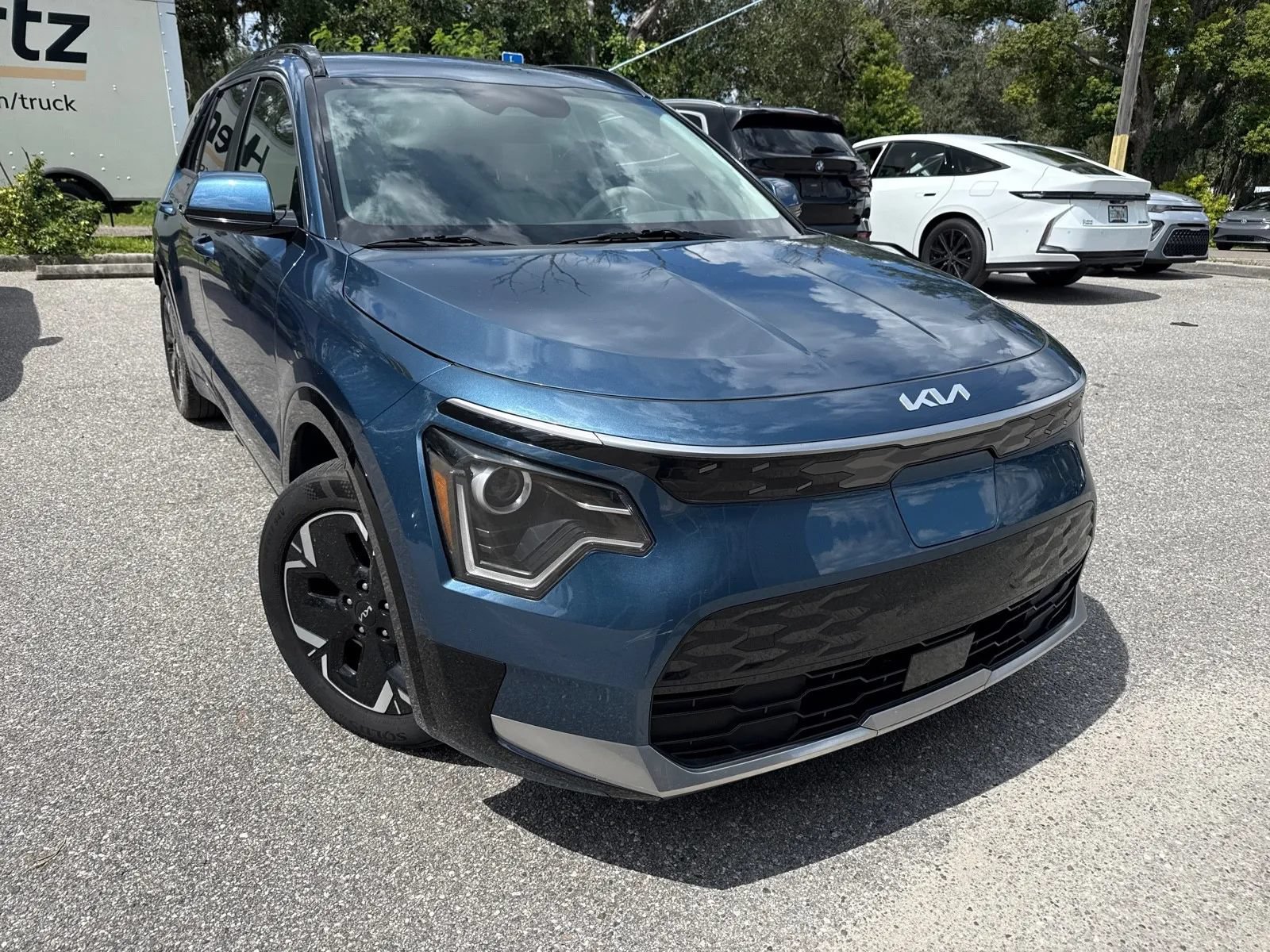 Used 2023 Kia Niro Wind FWD image 4