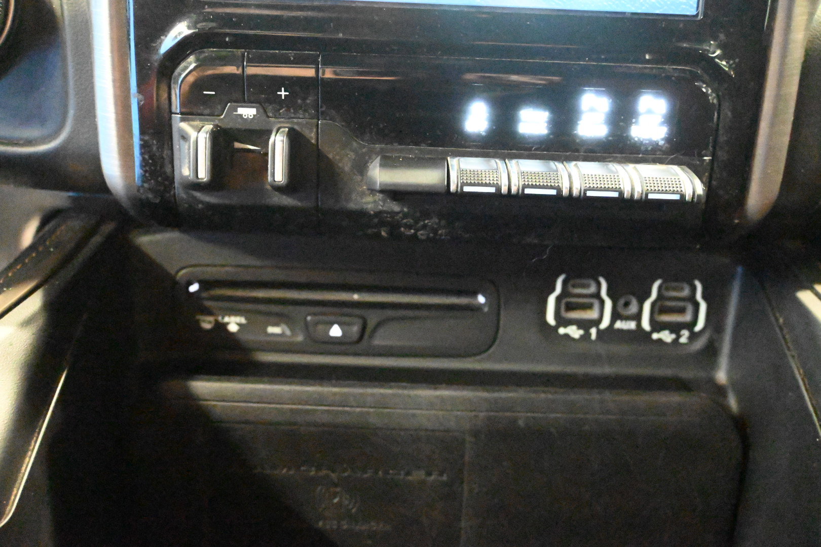 Used 2019 RAM 1500 Limited image 32