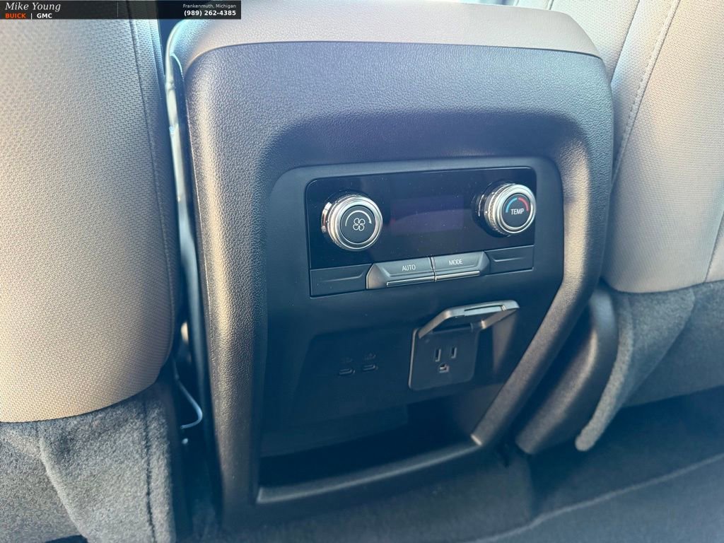 Used 2026 GMC Acadia Elevation image 15