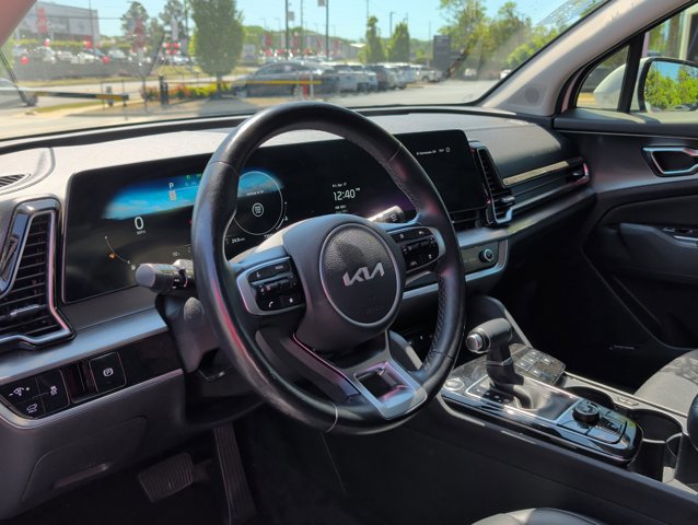 Used 2023 Kia Sportage SX image 9