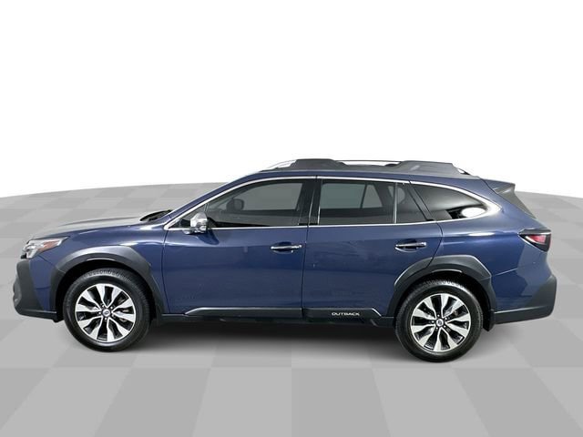 Used 2023 Subaru Outback Touring XT AWD/4WD image 5