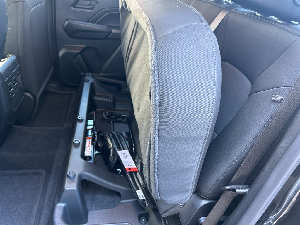 Used 2024 Chevrolet Colorado Trail Boss w/ Technology Package AWD/4WD image 22