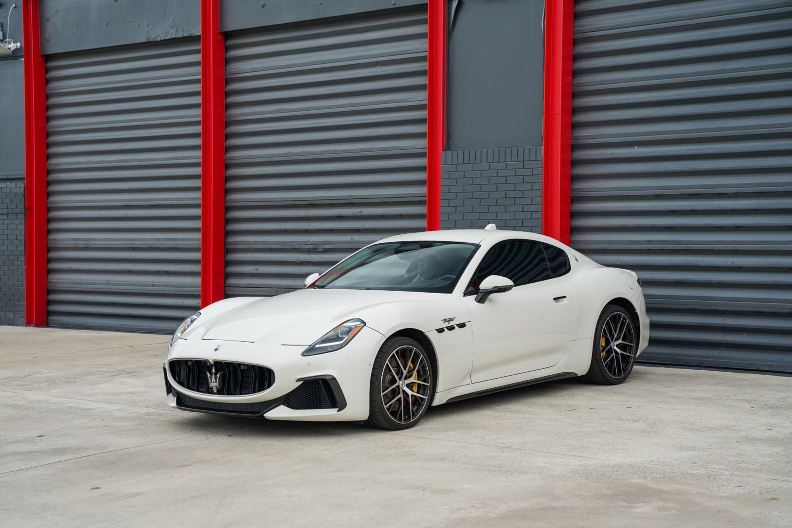 Used 2024 Maserati GranTurismo Trofeo AWD/4WD image 1