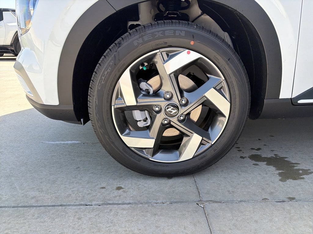 New 2026 Hyundai Venue SEL FWD image 29