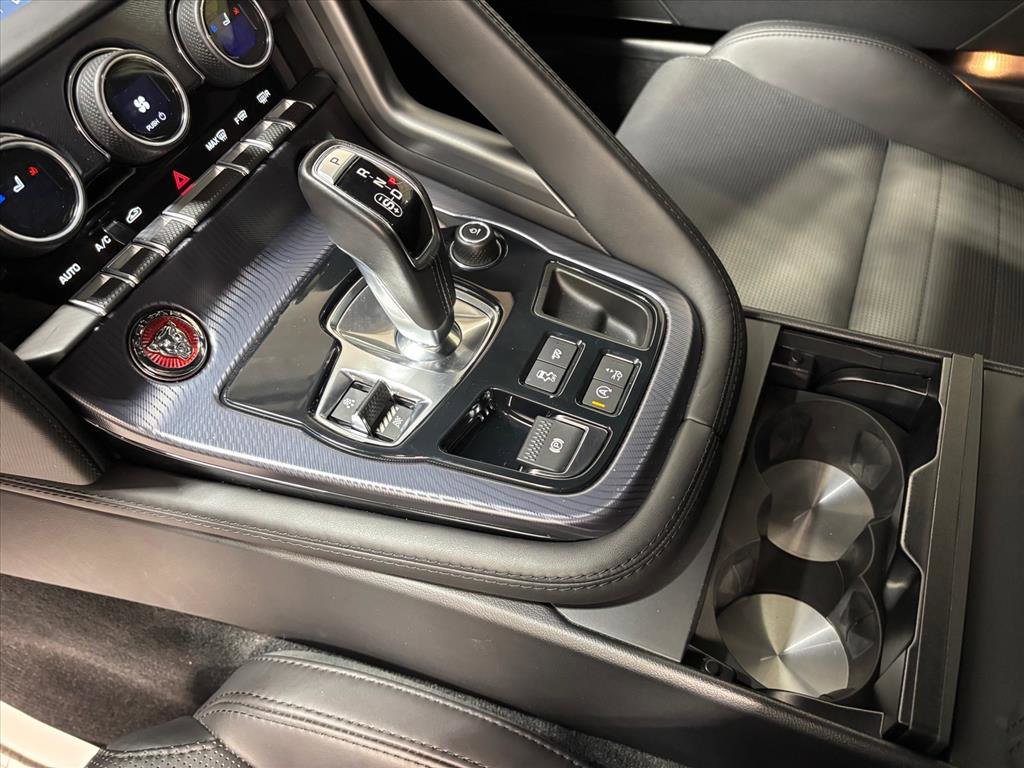 Used 2020 Jaguar F-TYPE Coupe image 13