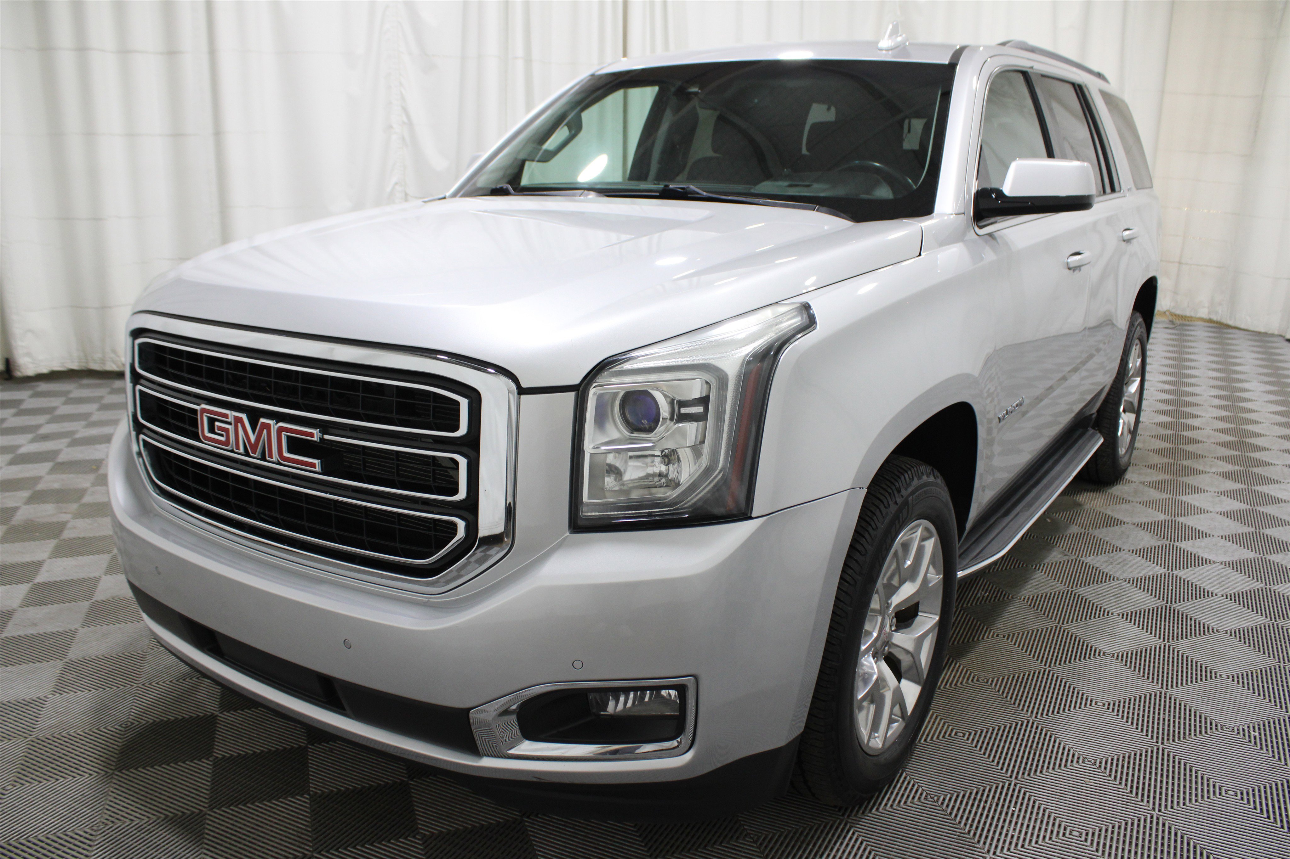 Used 2016 GMC Yukon SLT w/ Open Road Package image 38