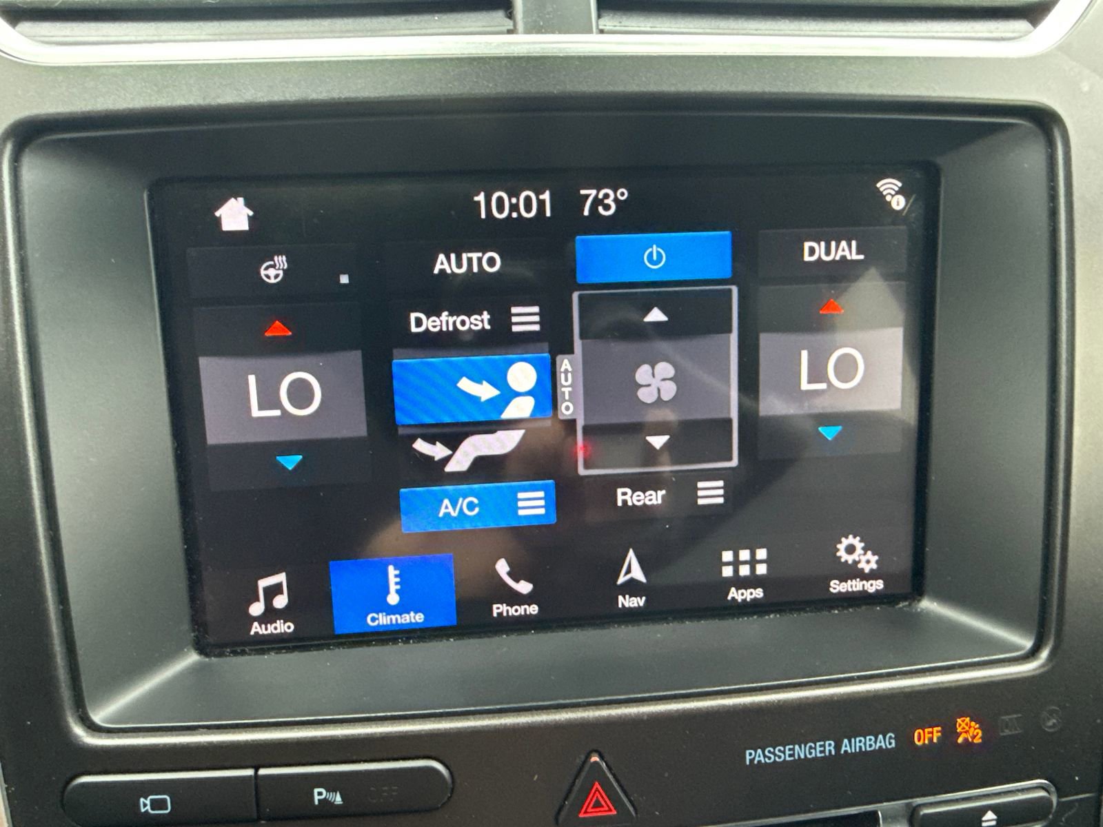 Used 2018 Ford Explorer Limited w/ Ford Safe & Smart Package FWD image 27