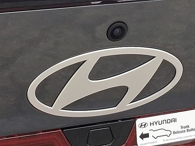 New 2026 Hyundai Elantra Sport FWD image 5