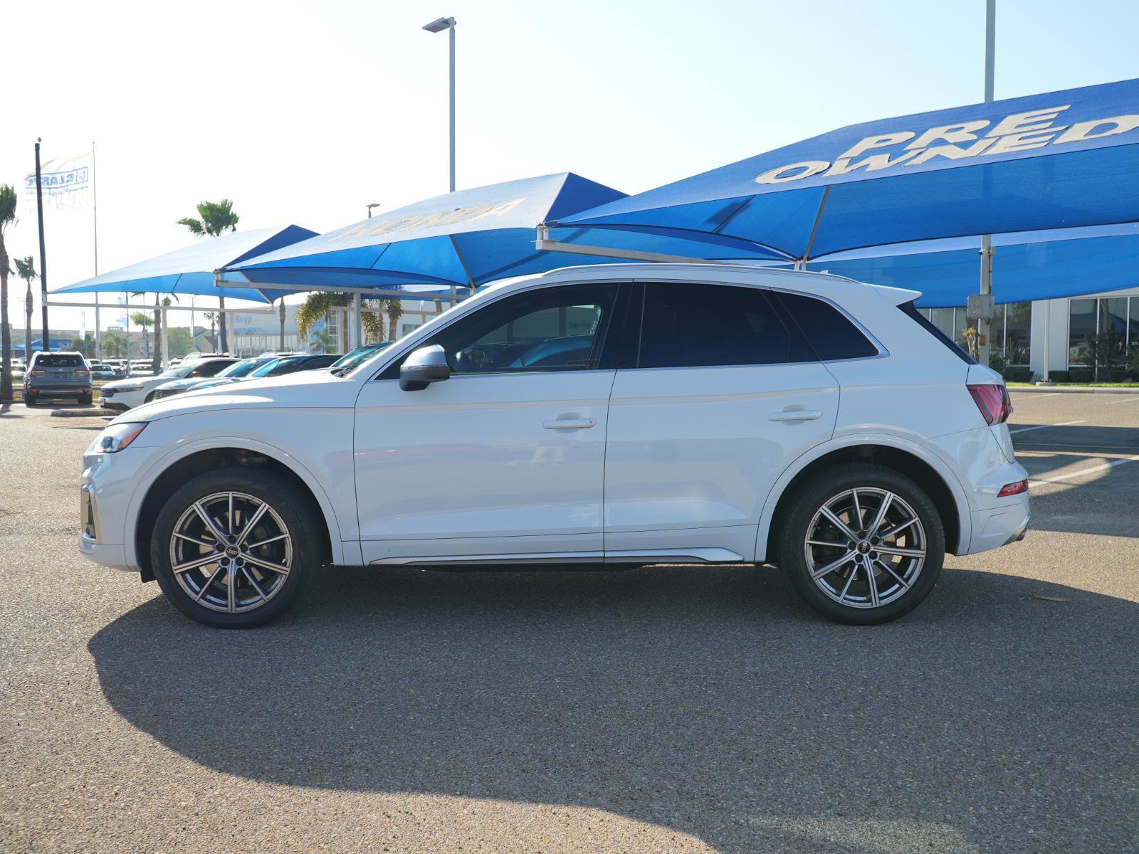 Used 2022 Audi SQ5 Premium w/ Convenience Package image 9