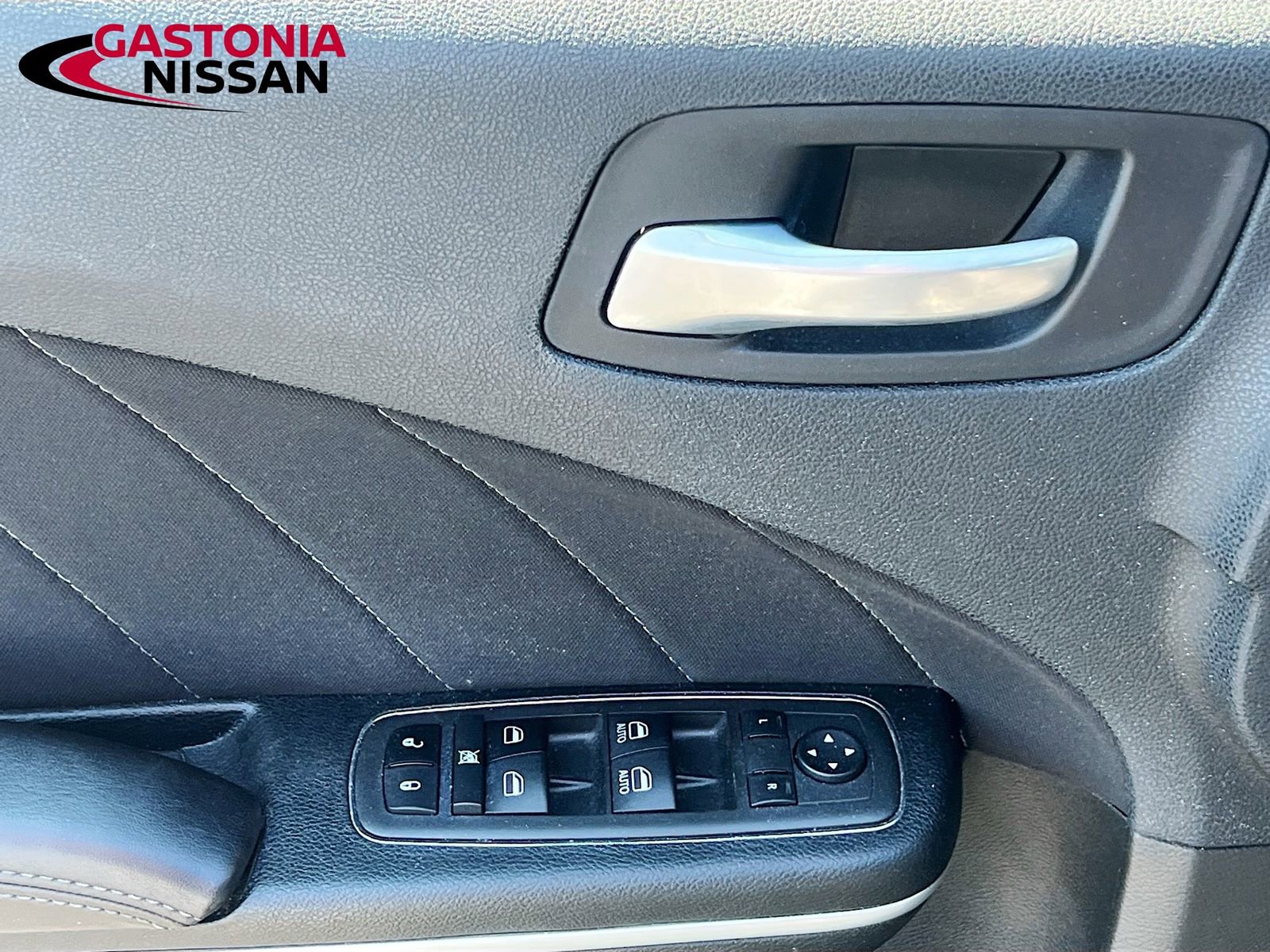 Used 2022 Dodge Charger SXT image 22