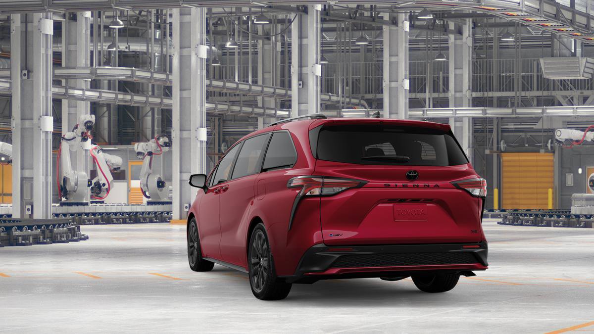 New 2026 Toyota Sienna XSE FWD image 9
