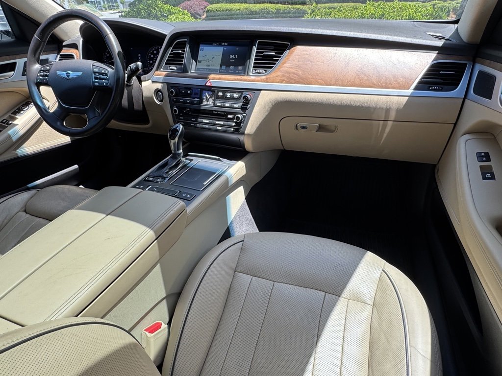 Used 2015 Hyundai Genesis 5.0 image 20