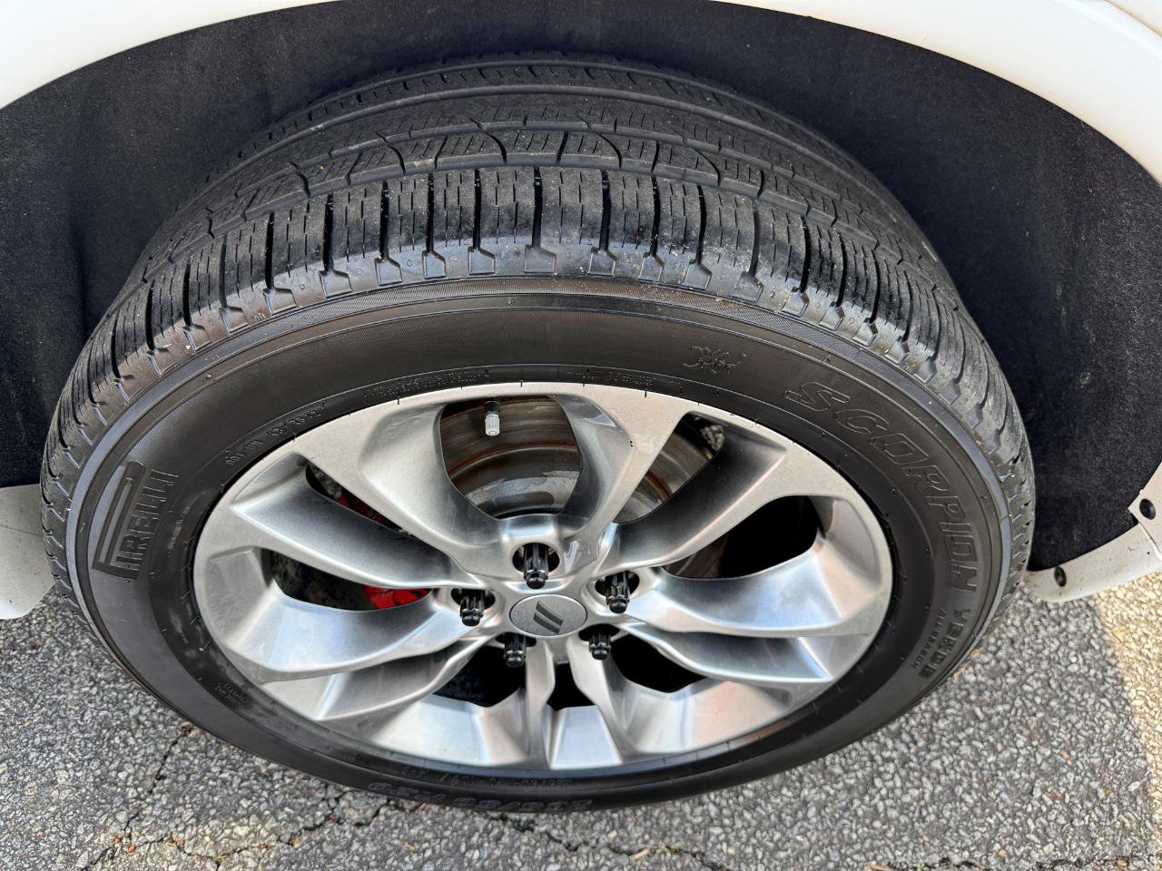 Used 2019 Dodge Durango GT image 29