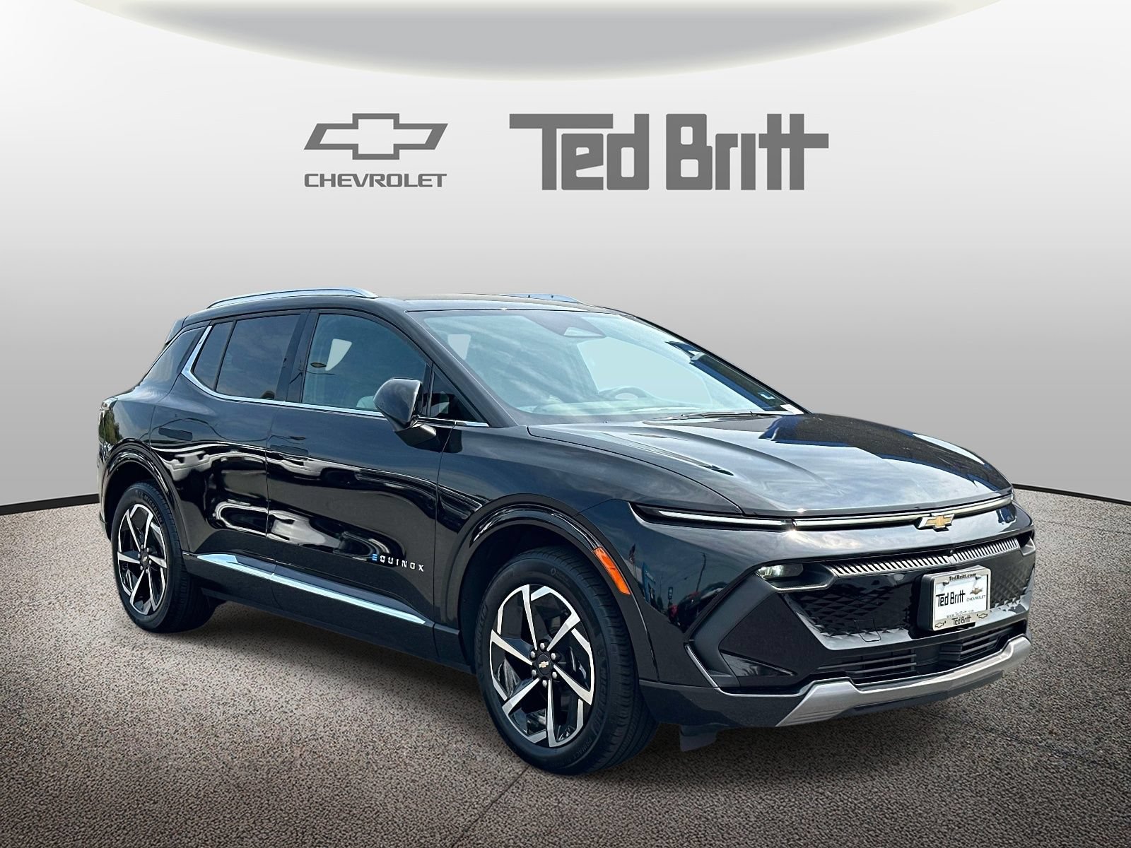 Certified 2024 Chevrolet Equinox EV LT FWD image 3