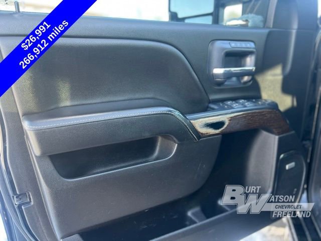 Used 2018 GMC Sierra 3500 Denali w/ Duramax Plus Package image 11