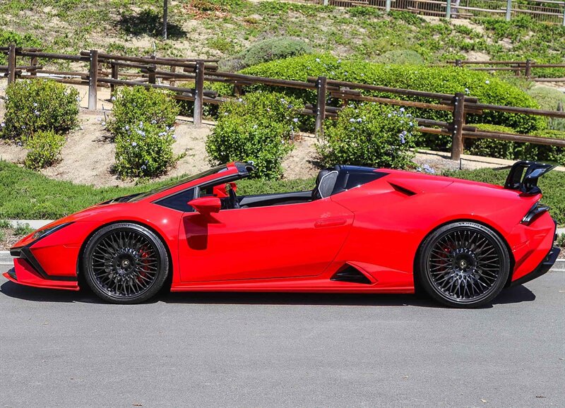 Used 2017 Lamborghini Huracan LP 580-2 image 8