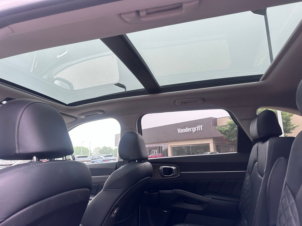 Used 2021 Kia Sorento SX Prestige image 22