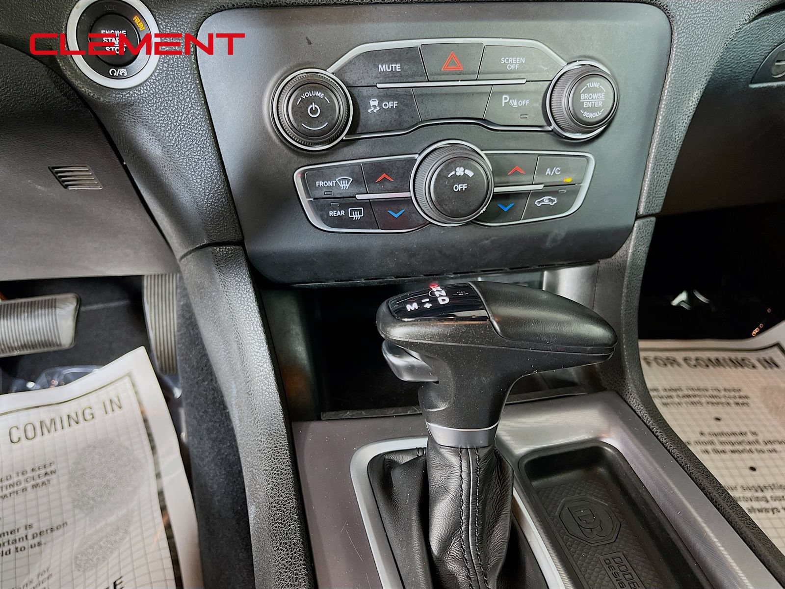 Used 2022 Dodge Charger SXT RWD image 22