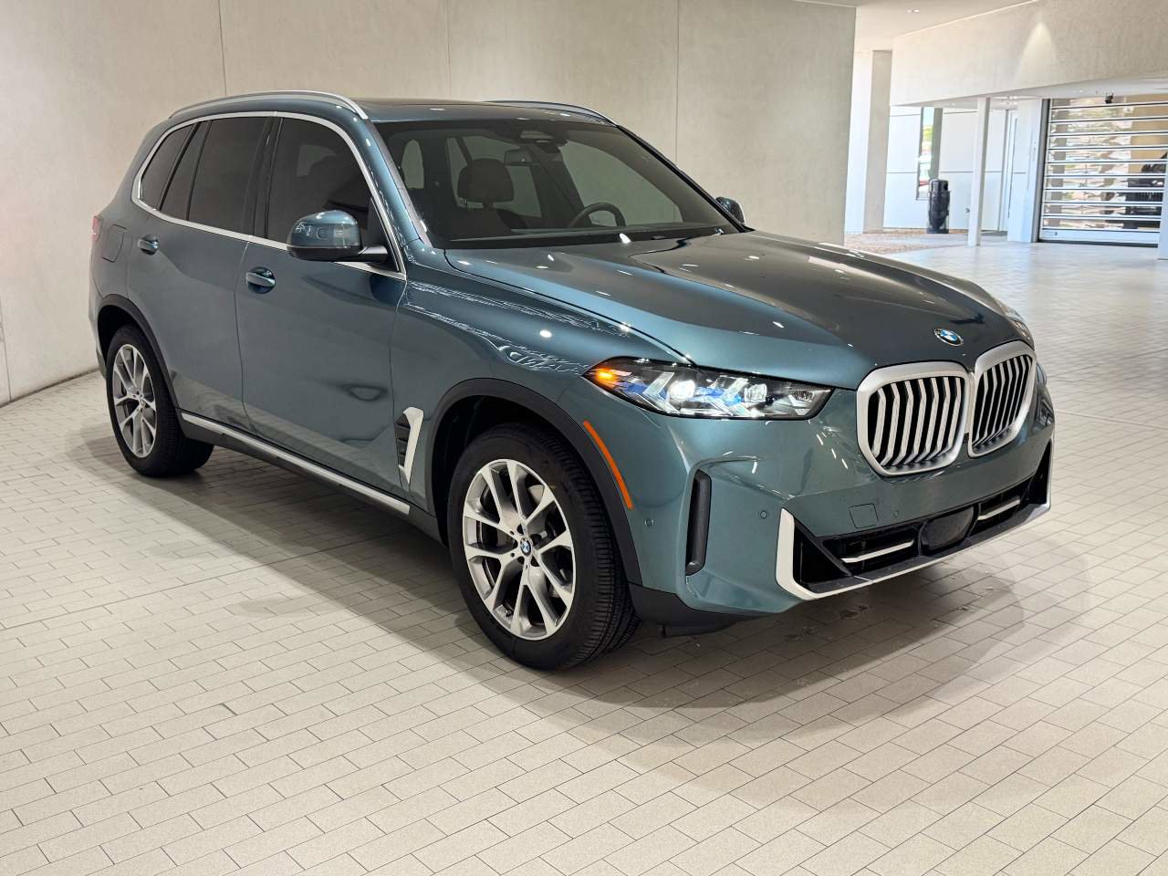 Certified 2026 BMW X5 sDrive40i RWD image 6