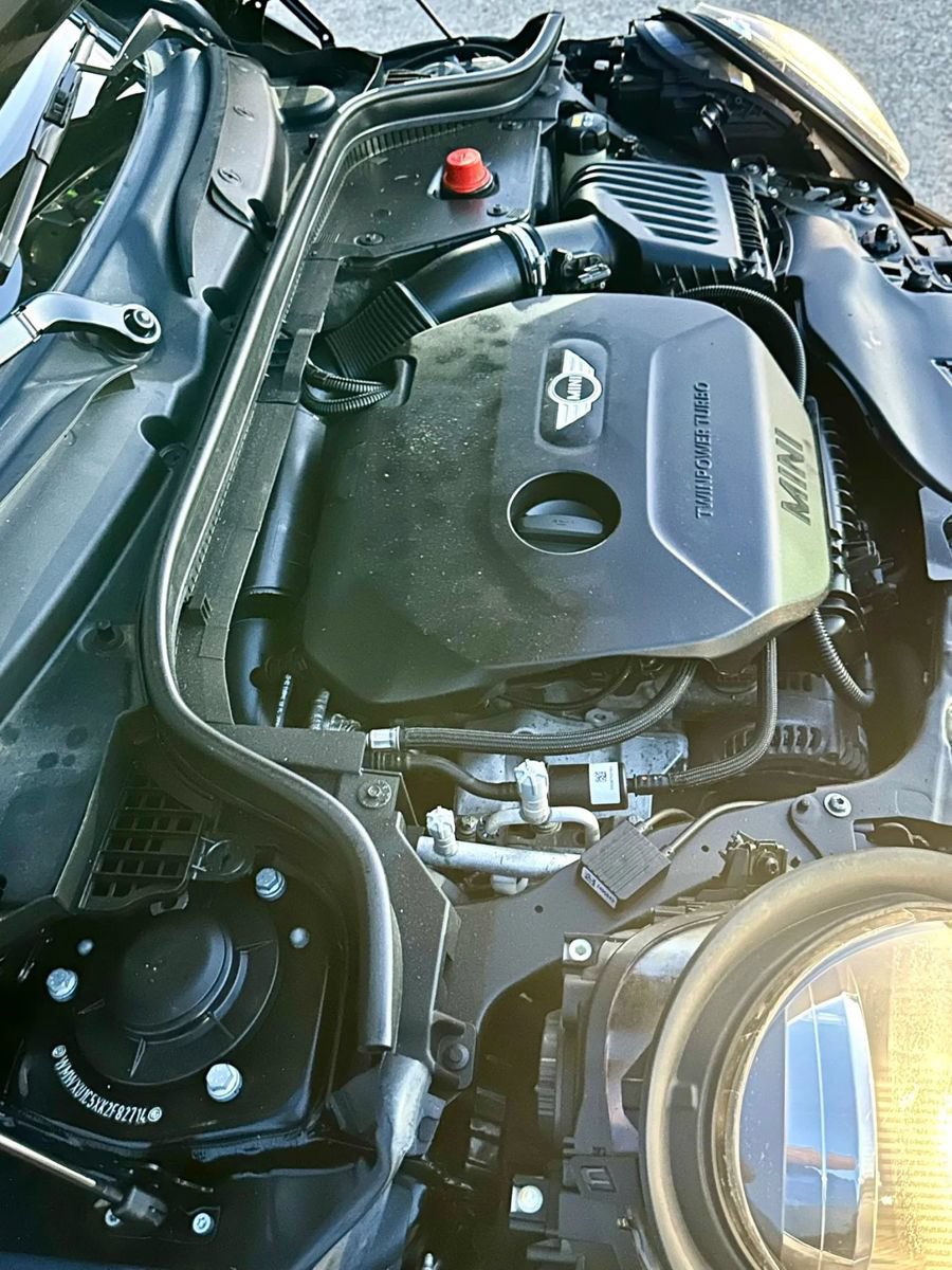Used 2019 MINI Cooper 4-Door Hardtop FWD image 32
