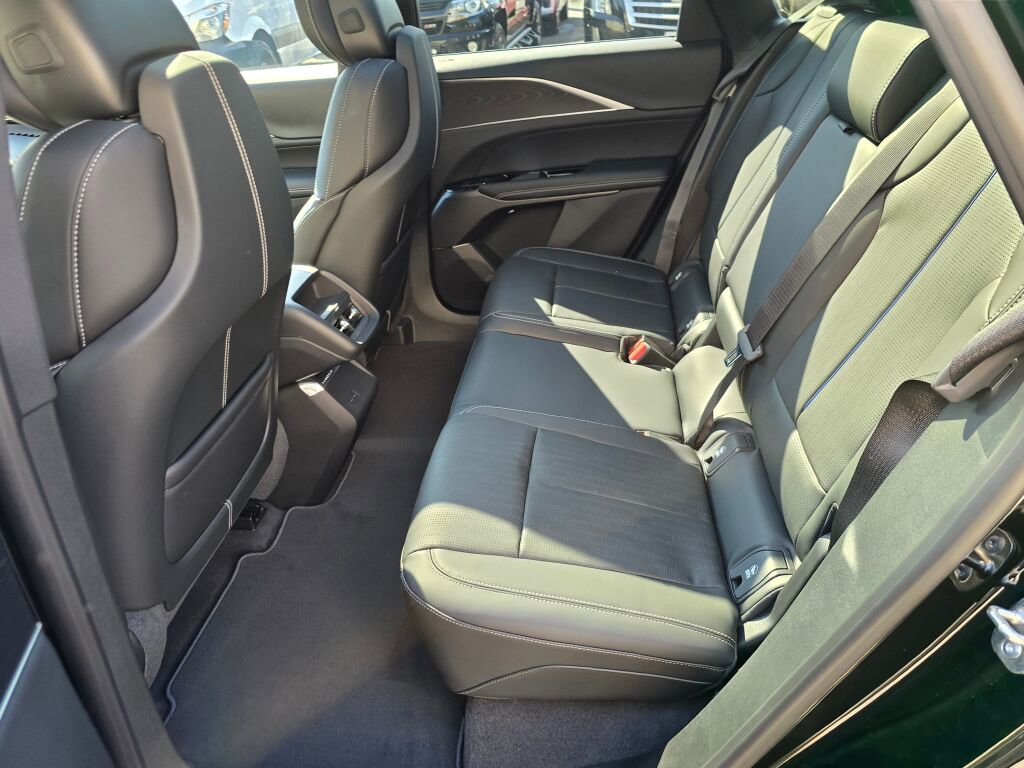 New 2026 Cadillac Lyriq Luxury image 17