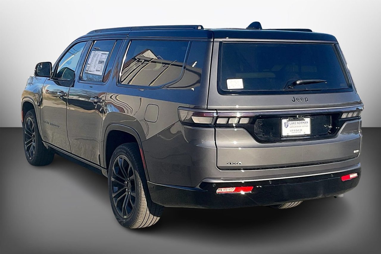 New 2026 Jeep Grand Wagoneer L Summit w/ Premium Group III AWD/4WD image 6