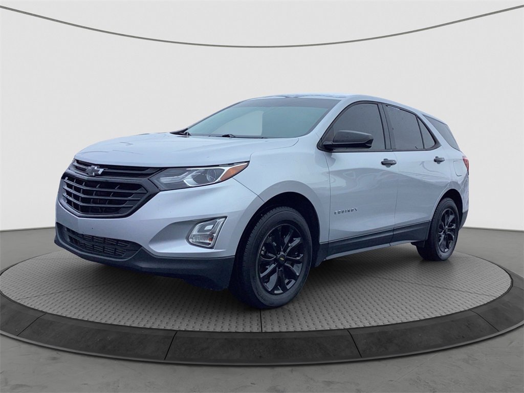 Used 2018 Chevrolet Equinox LS image 3