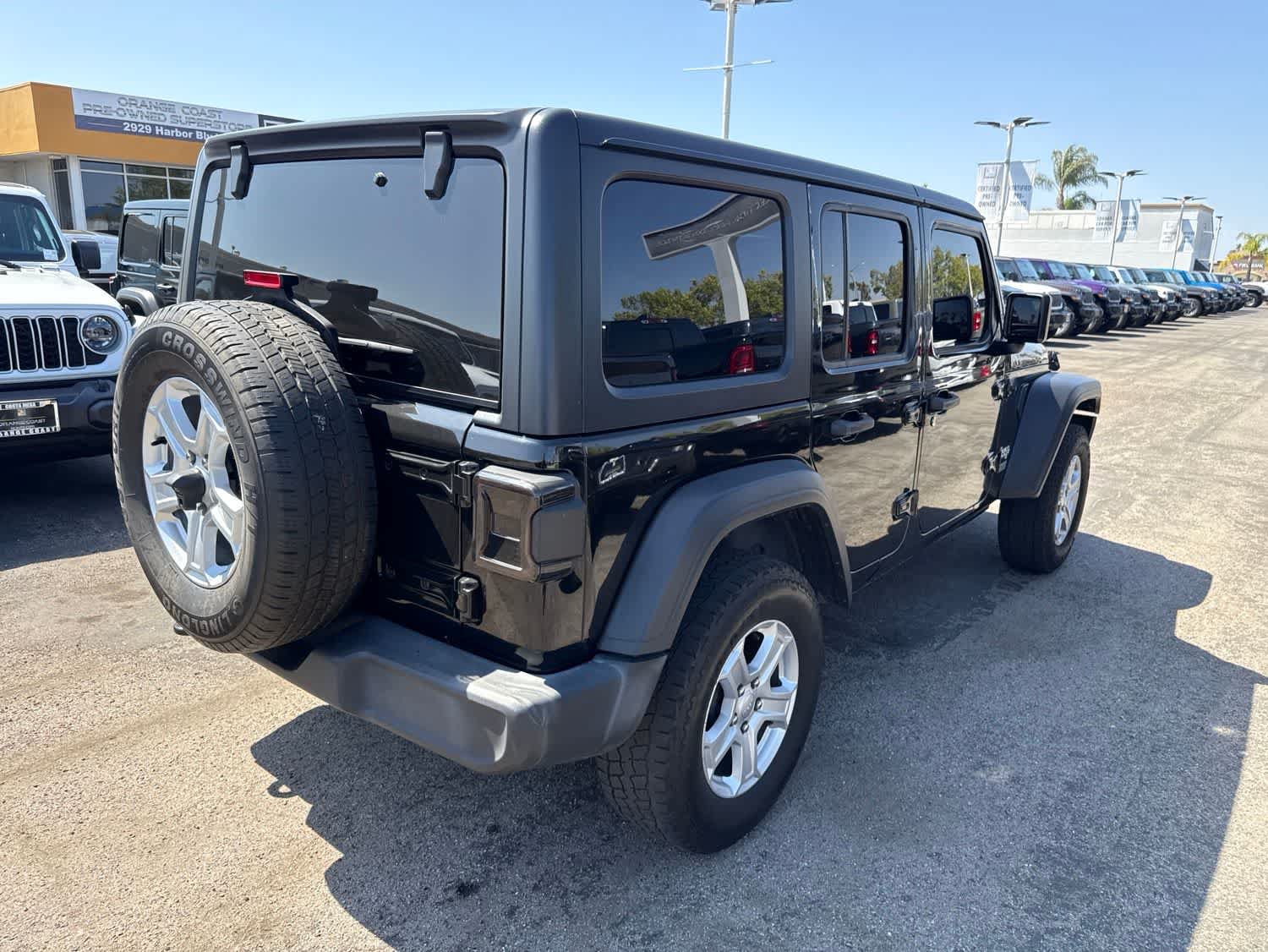 Used 2019 Jeep Wrangler Unlimited Sport S AWD/4WD image 11
