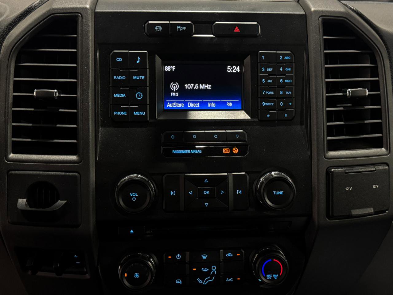 Used 2017 Ford F450 XL w/ Power Equipment Group RWD image 10