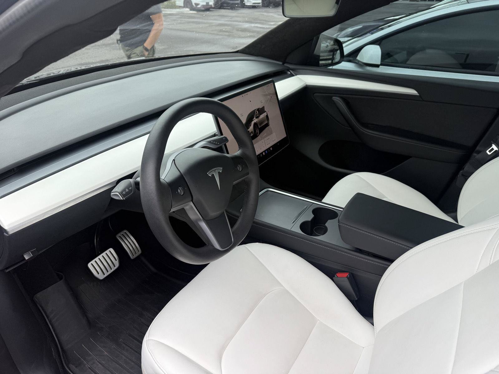 Used 2022 Tesla Model Y Performance AWD/4WD image 12