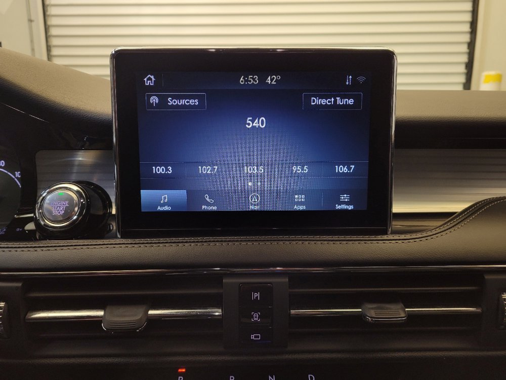 Used 2020 Lincoln Corsair w/ Equipment Group 101A image 25