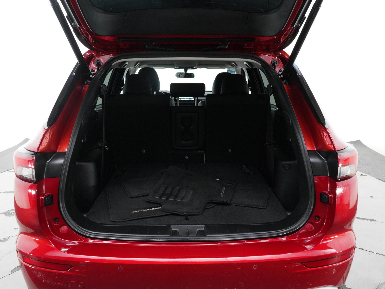 Used 2023 Mitsubishi Outlander SE AWD/4WD image 17