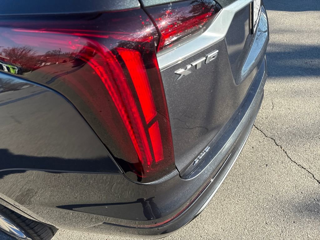Used 2023 Cadillac XT6 Premium Luxury w/ Platinum Package image 38