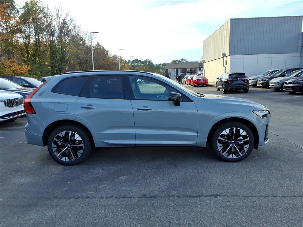 New 2026 Volvo XC60 B5 Plus w/ Protection Package Premier image 2