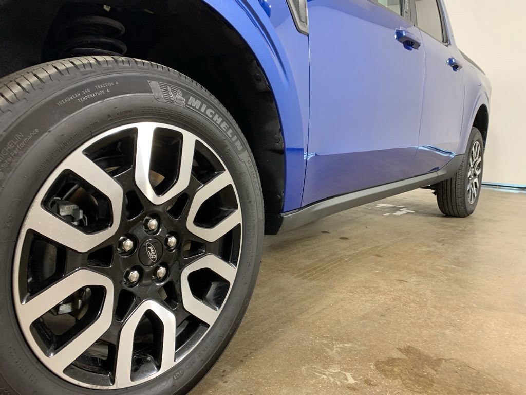 Used 2023 Ford Maverick Lariat w/ Lariat Luxury Package image 2