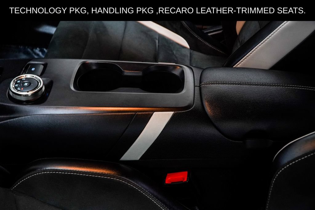 Used 2021 Ford Mustang Shelby GT500 w/ Technology Package RWD image 29