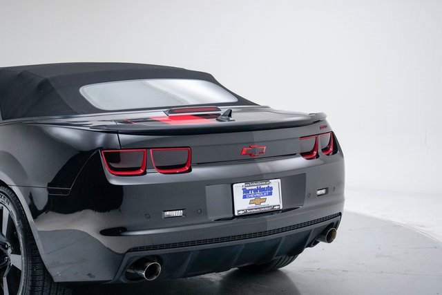 Used 2011 Chevrolet Camaro SS w/ RS Package image 4