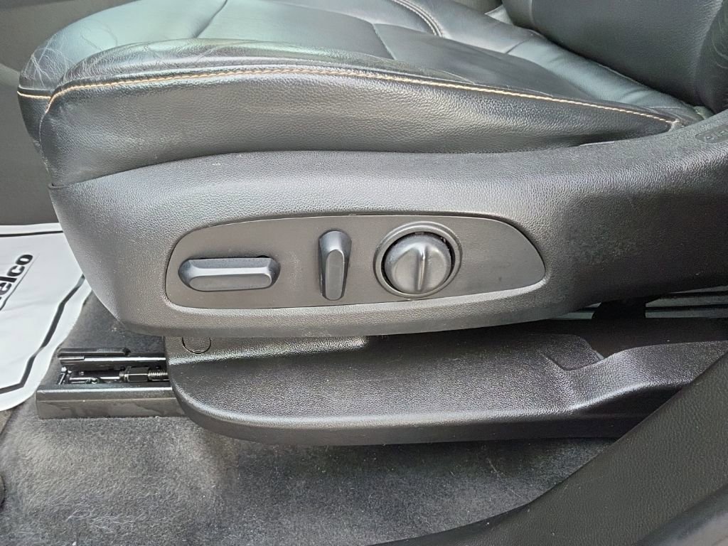 Used 2018 Chevrolet Traverse LT image 24