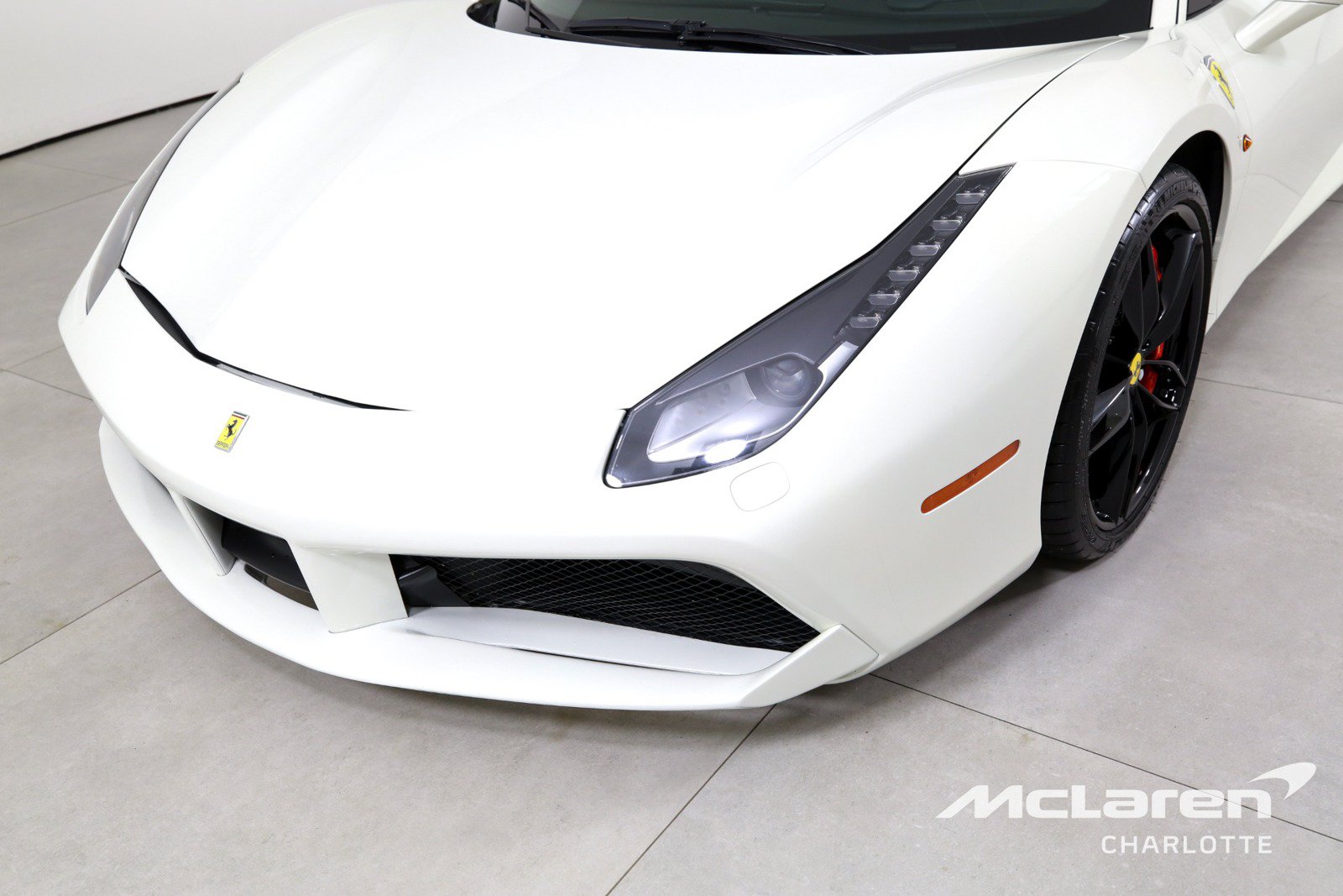 Used 2019 Ferrari 488 GTB RWD image 30