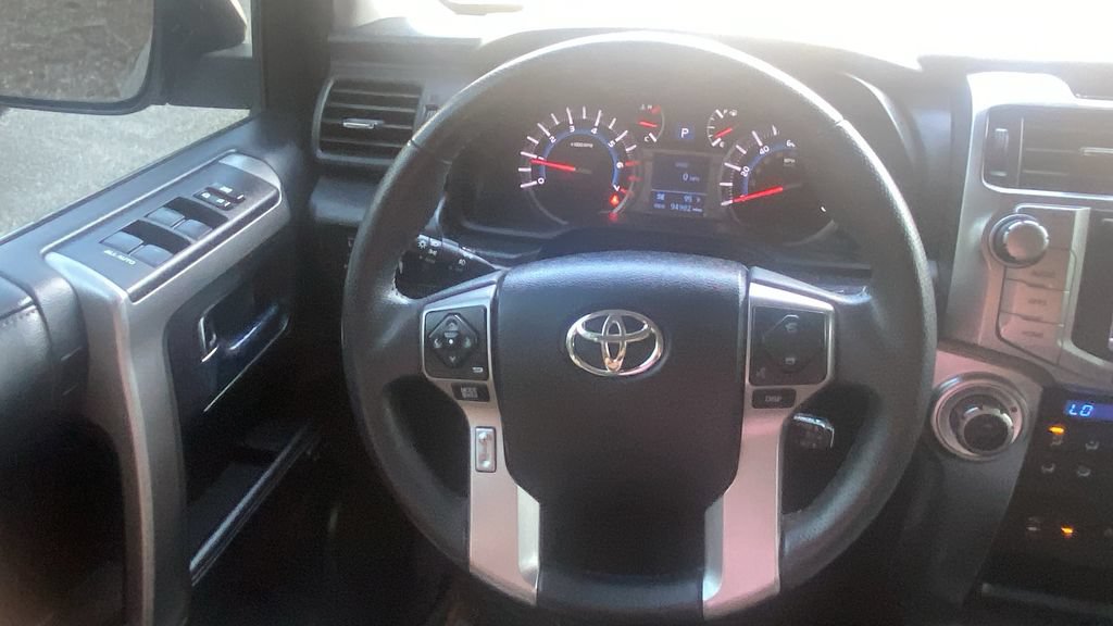Used 2015 Toyota 4Runner Limited AWD/4WD image 24