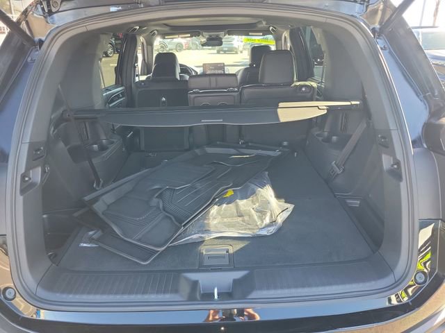 Certified 2025 Honda Pilot Black Edition image 9