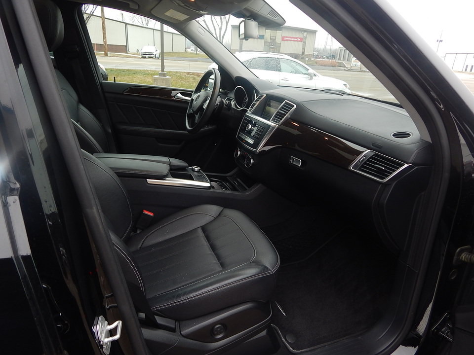 Used 2015 Mercedes-Benz GL 450 4MATIC image 20