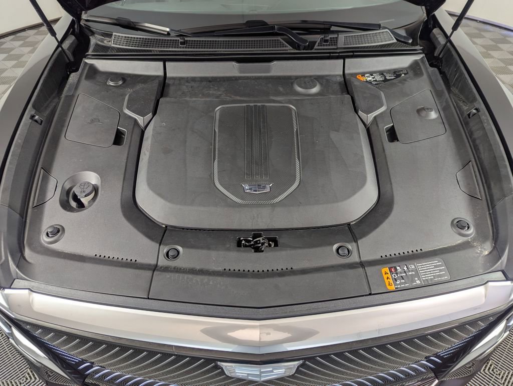 Used 2024 Cadillac Lyriq Luxury w/ LPO, Floor Liner Package image 27