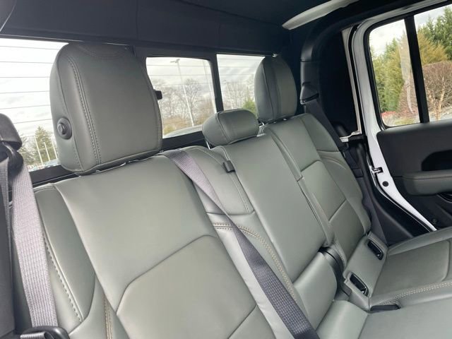 New 2026 Jeep Gladiator Mojave image 32