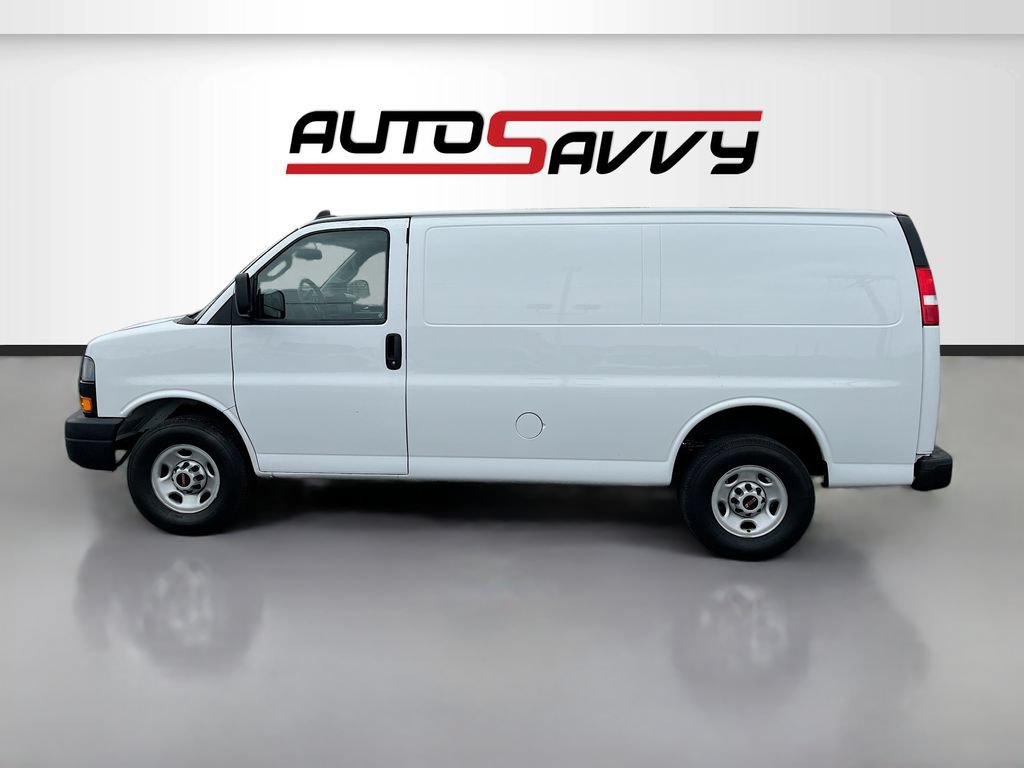 Used 2024 GMC Savana 2500 w/ Driver Convenience Package RWD image 4