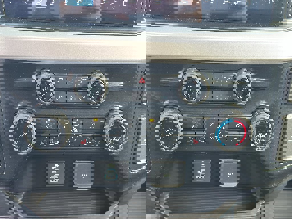 New 2026 Ford F350 XLT w/ XLT Premium Package image 23