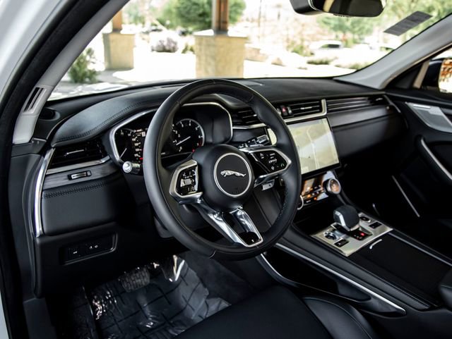 Used 2022 Jaguar F-PACE S image 16